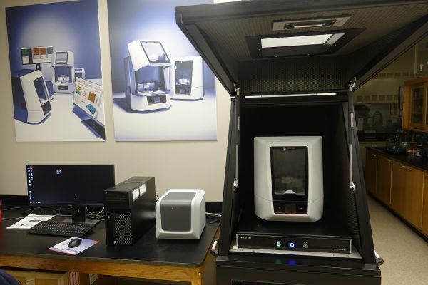Auburn University is one of only five sites in the U.S. to receive a new Tosca 400 Atomic Force Microscope on loan from the Austria-based scientific instrument manufacturer, Anton Paar.