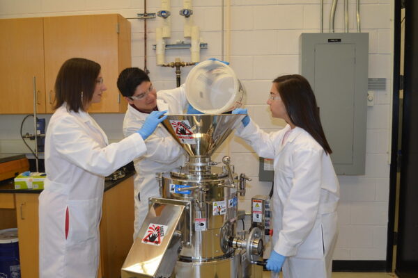 Sole Peresin and lab members in the Biomaterials and Packaging degree program